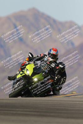 media/Dec-10-2023-SoCal Trackdays (Sun) [[0ce70f5433]]/Turn 9 (130pm)/